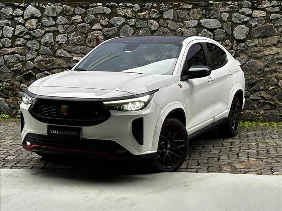 FIAT FASTBACK 1.3 TURBO 270 FLEX ABARTH AT6 FIAT FASTBACK 1.3 TURBO 270 FLEX ABARTH AT6